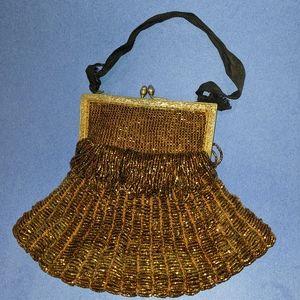 Vintage 1920s beaded Purse.